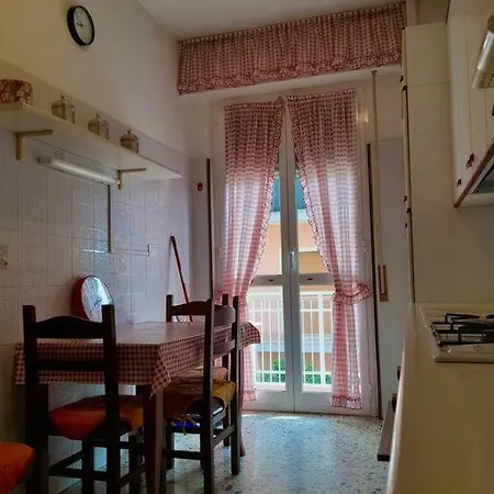 Accogliente In Via Dante Appartamento