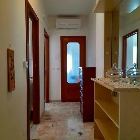 Accogliente In Via Dante *