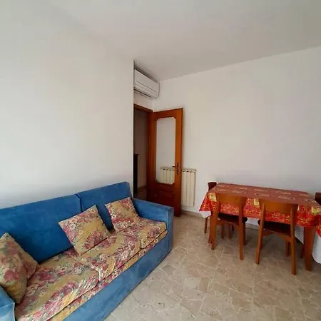 Accogliente In Via Dante Appartement Loano